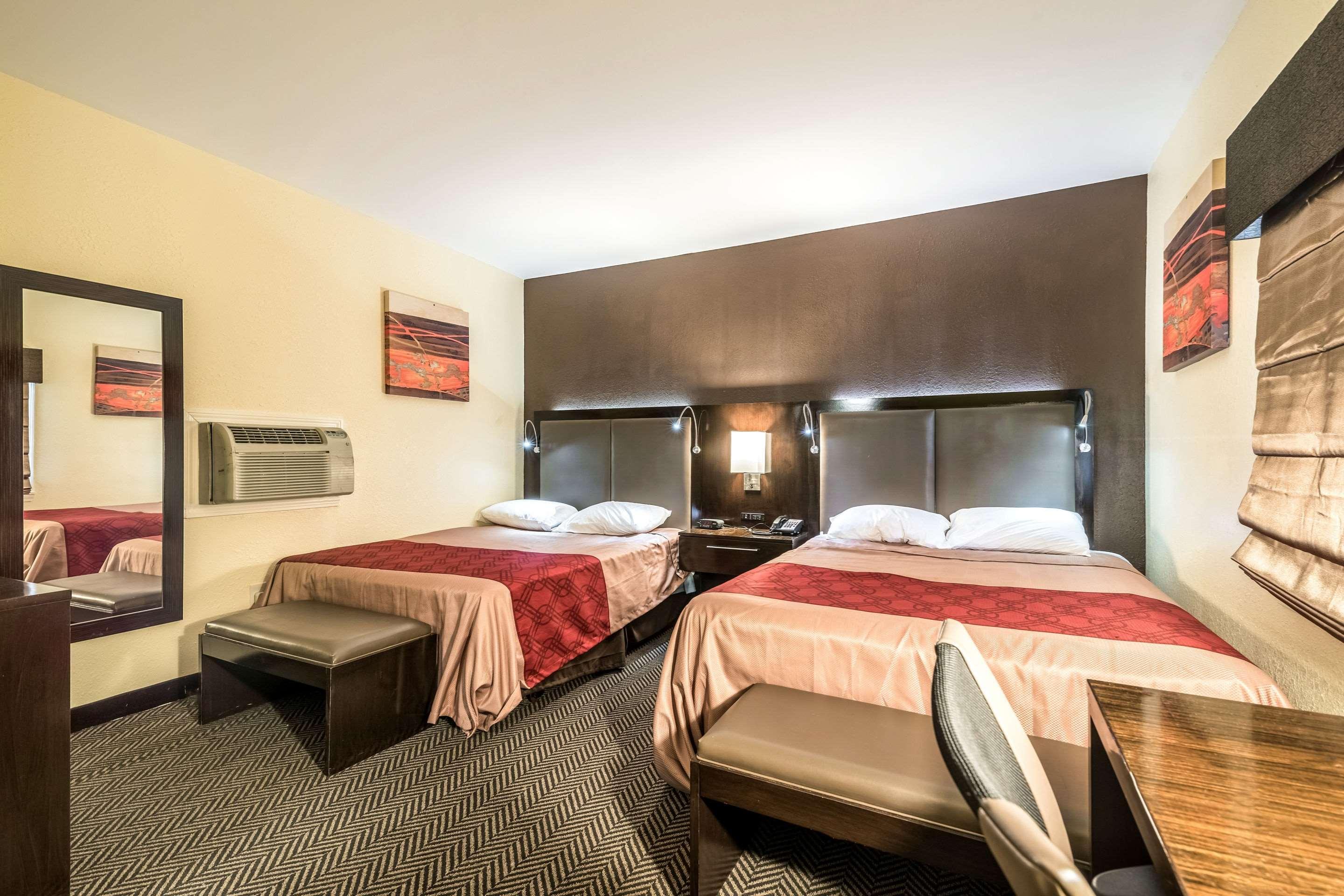 Econo Lodge Rutland City Near Hwy 7 Eksteriør bilde